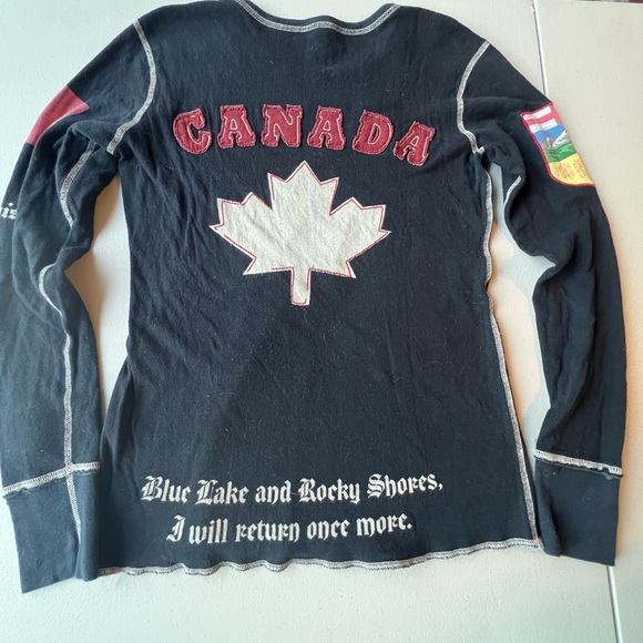 Alp N Rock Black and Red Long Sleeve Banff Canada Tee - Picture 1 of 7